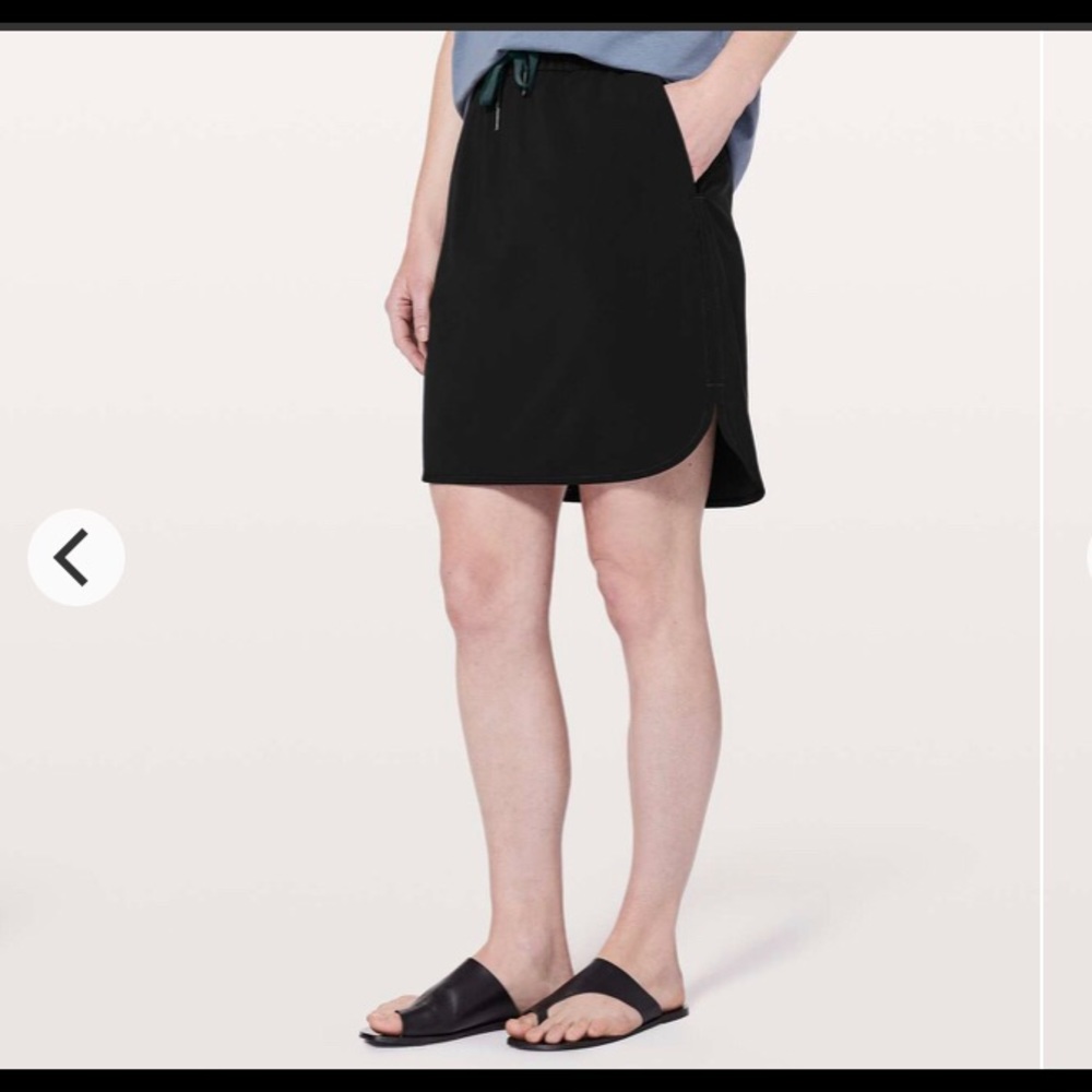 Lululemon On the Fly Skirt